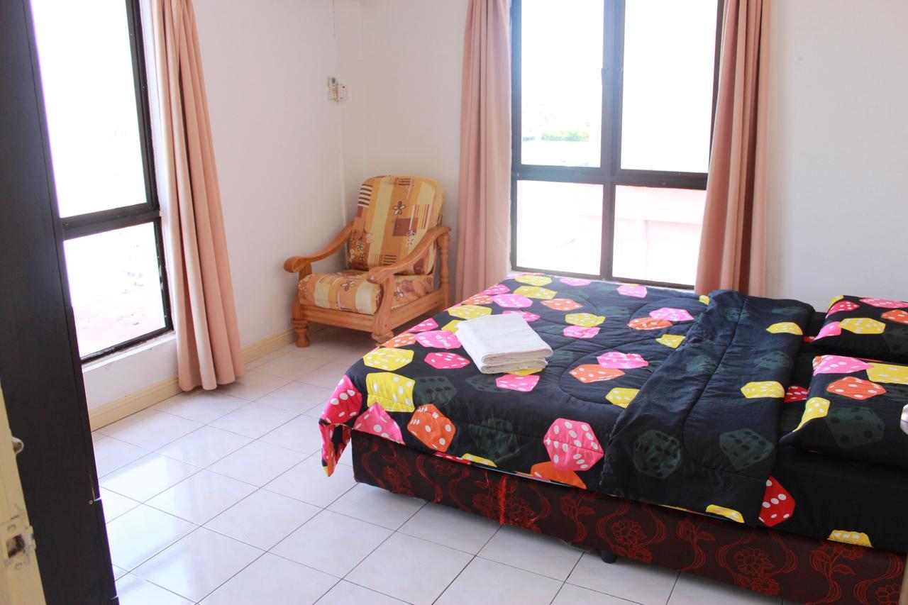 Marina Court, Kota Kinabalu, Sabah Villa Bagian luar foto