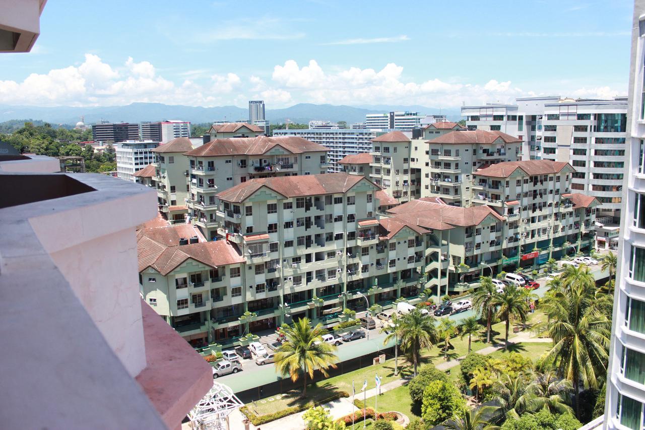 Marina Court, Kota Kinabalu, Sabah Villa Bagian luar foto
