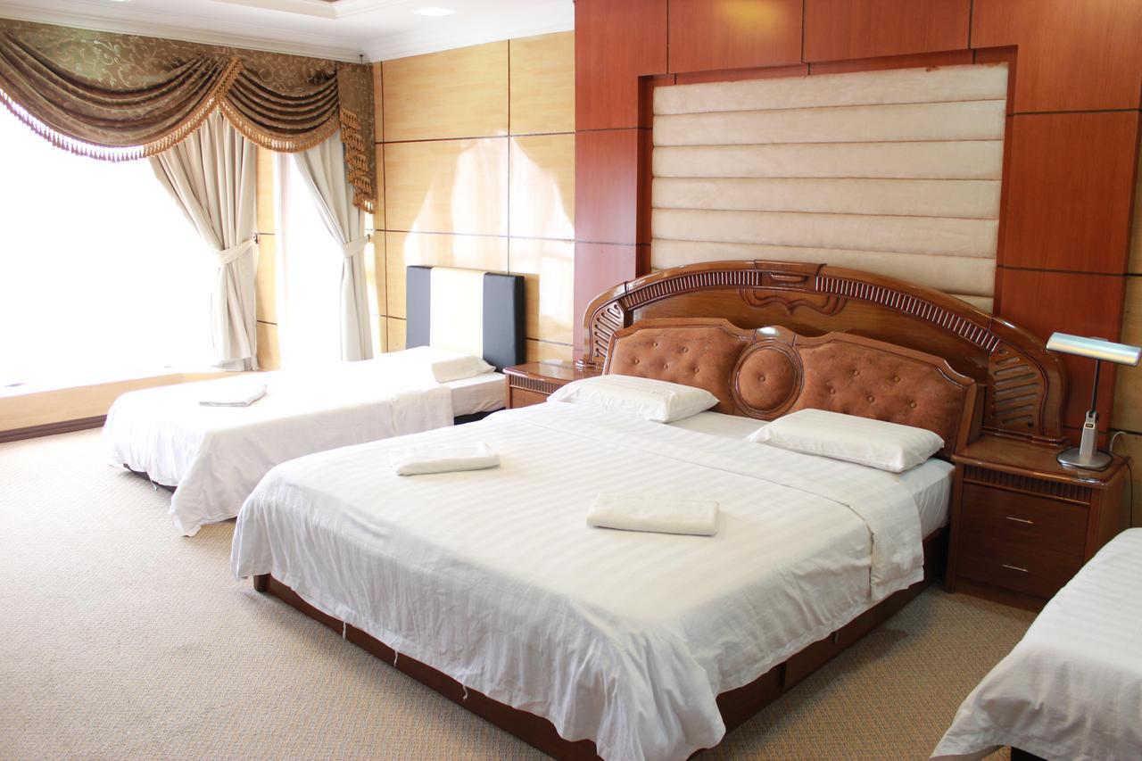 Marina Court, Kota Kinabalu, Sabah Villa Bagian luar foto